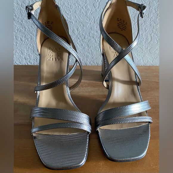 Naturalizer Women Tiff Leather Square Toe Heels Sandals Shoes Pewter 9.5 3” heel - Picture 6 of 10